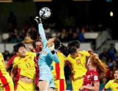 乐鱼app-英格兰羽毛球队绝地反击印尼羽毛球队，马琳关键制胜的简单介绍