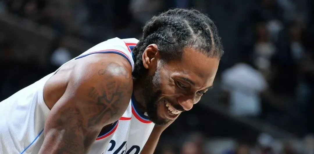 乐鱼体育网站入口-包含公牛逆转快船，德罗赞统治全场的词条