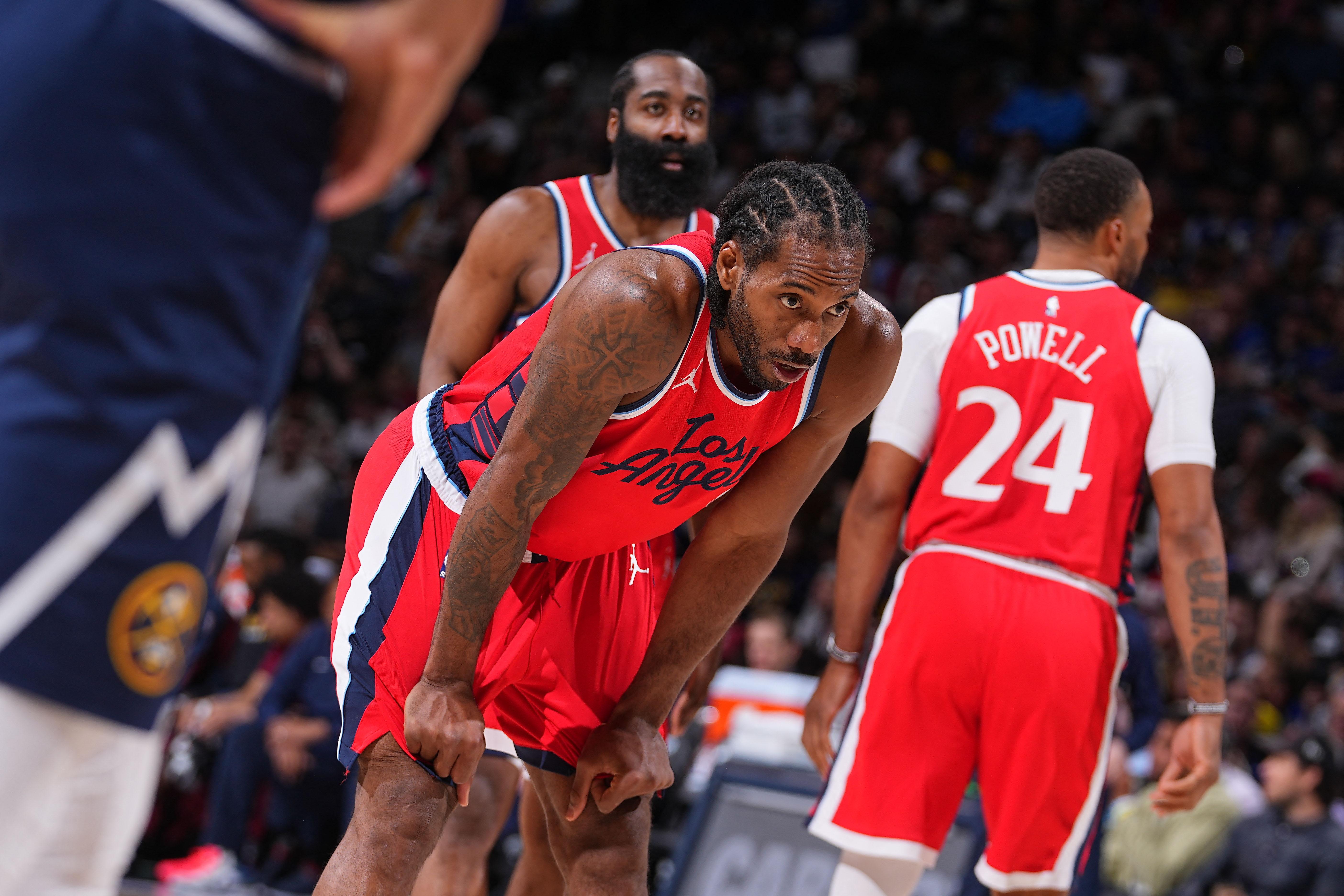 乐鱼体育网站入口-包含公牛逆转快船，德罗赞统治全场的词条